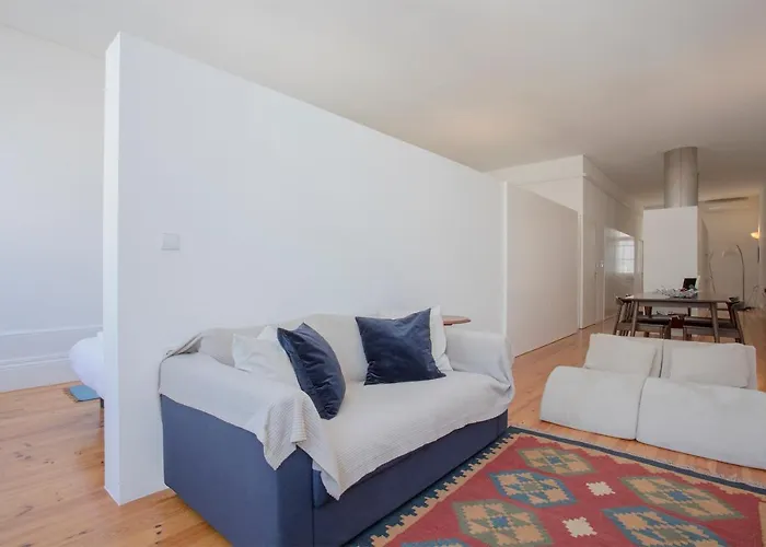 Liiiving In | Bolhao Market Apartamento