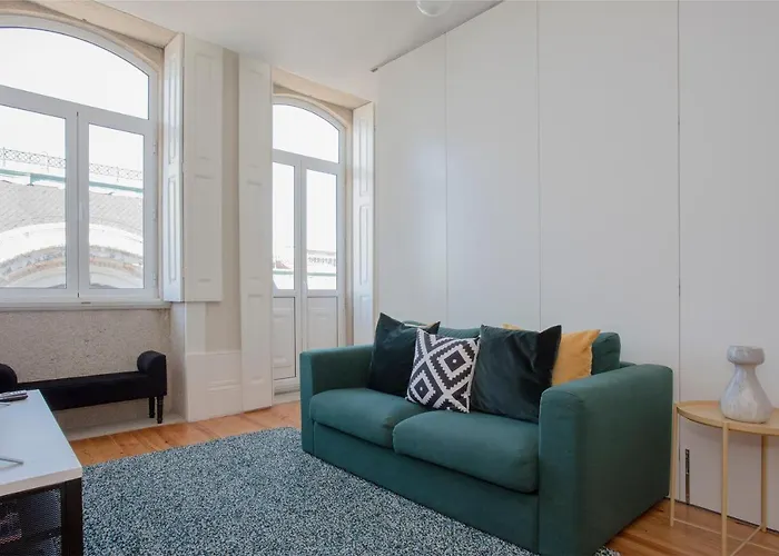 Liiiving In | Bolhao Market Apartment