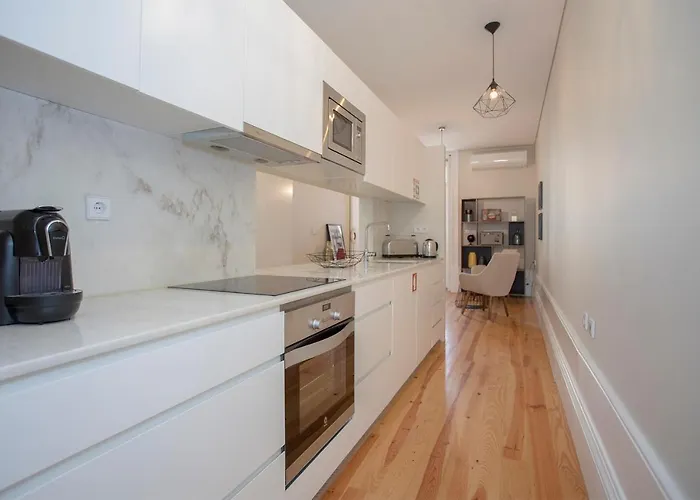 Liiiving In | Bolhao Market Lejlighed *