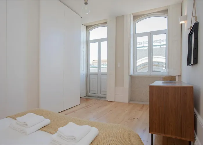 Liiiving In | Bolhao Market Lejlighed Porto