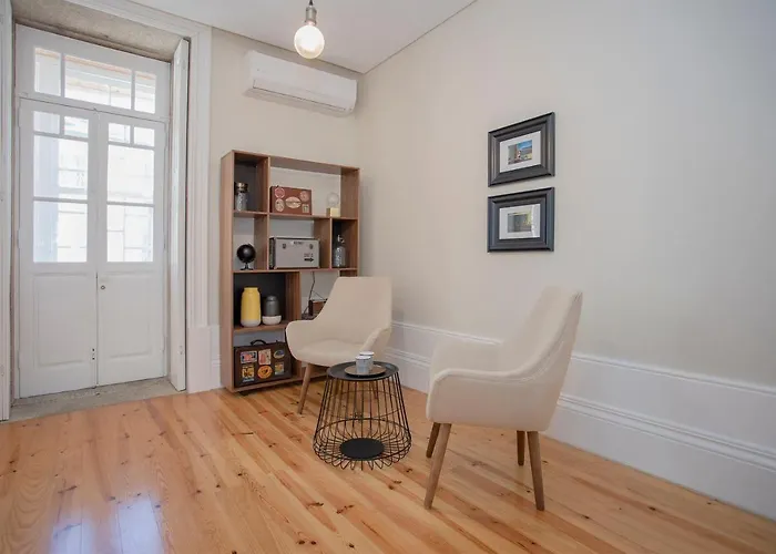 Liiiving In | Bolhao Market