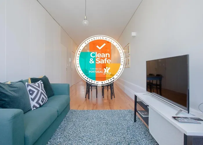 Liiiving In | Bolhao Market Lejlighed *