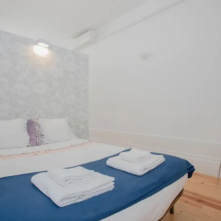 Apartment Liiiving In | Bolhao Market
